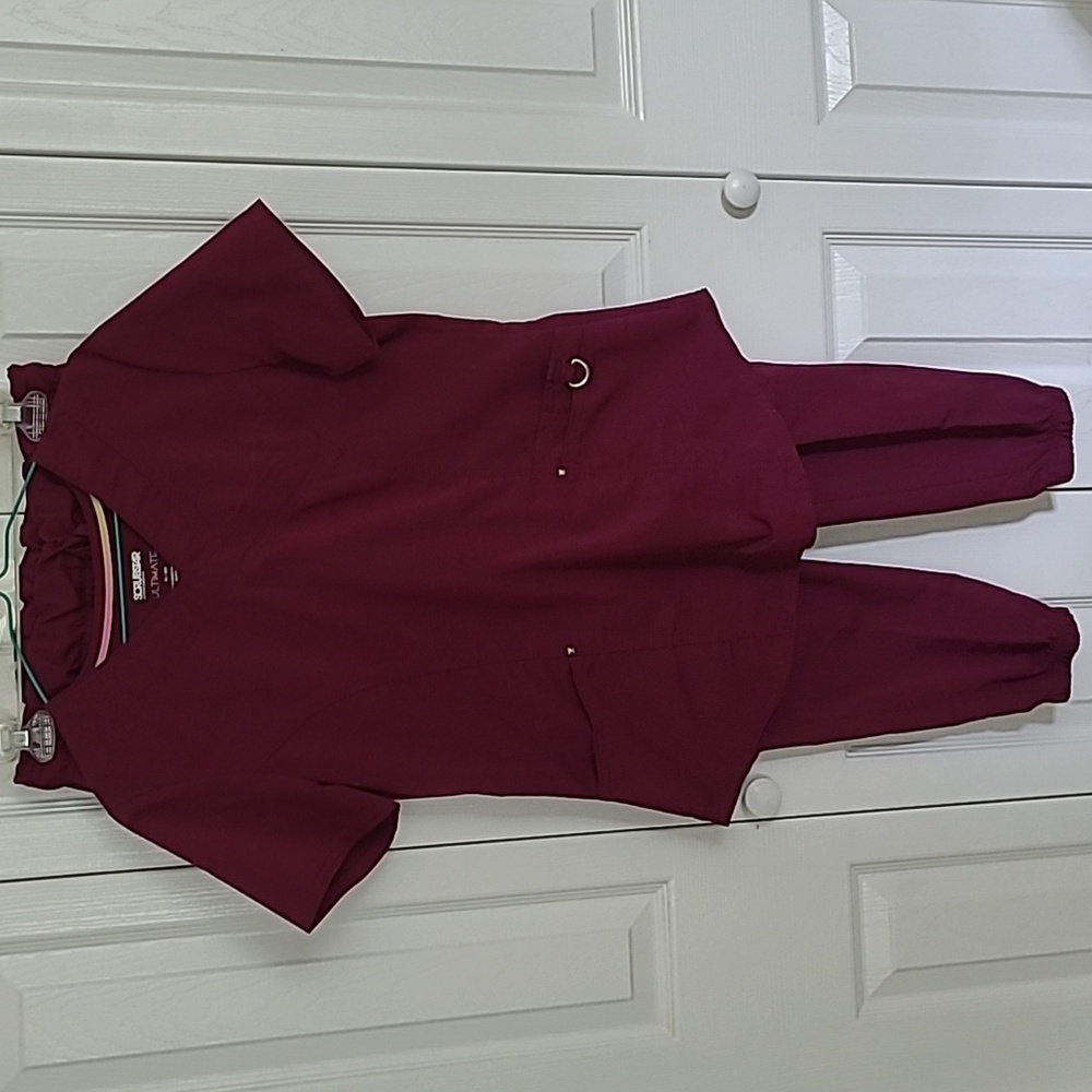 Scrubstar joggers scrub set